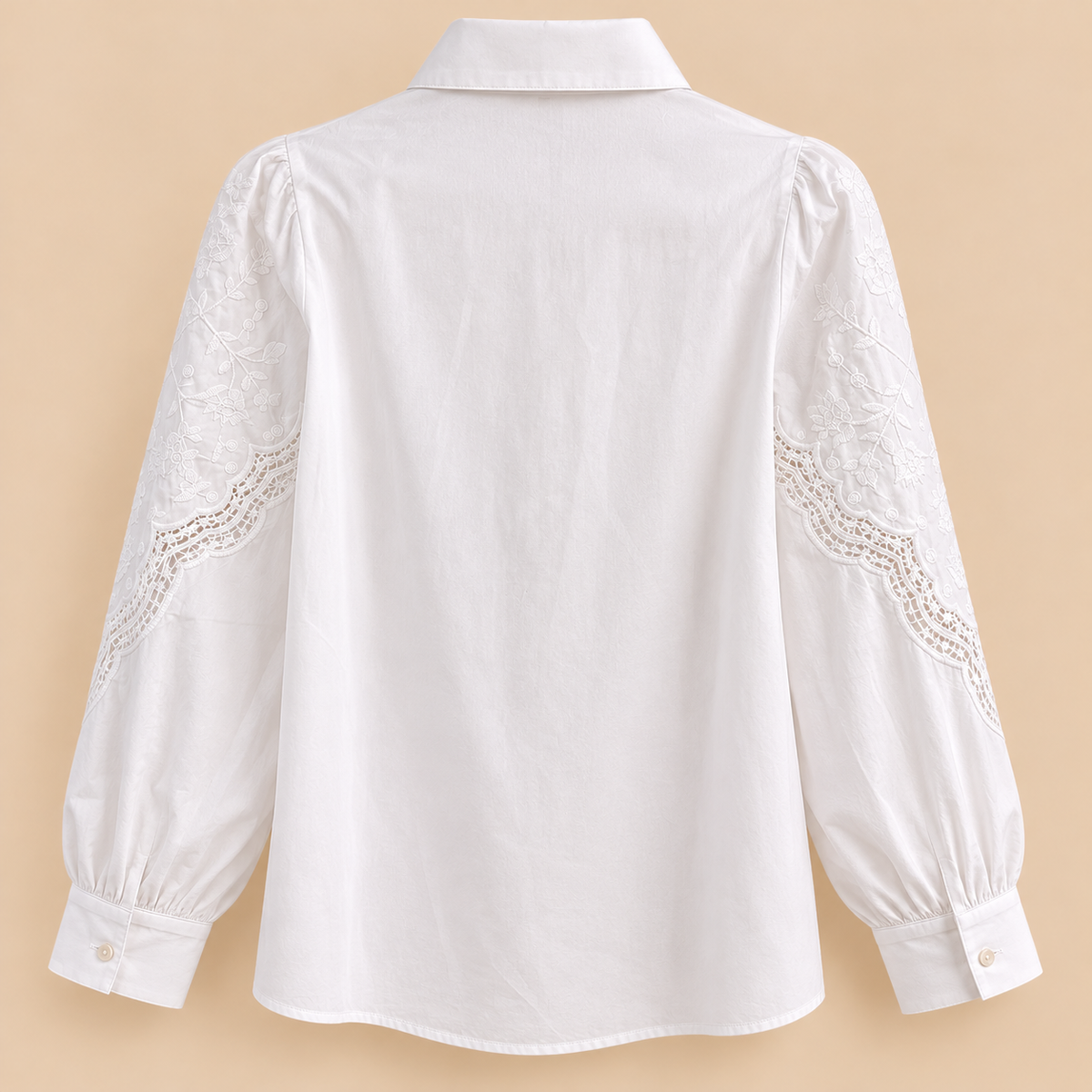 Camisa Blanca de Algodón con Bordados y Encaje