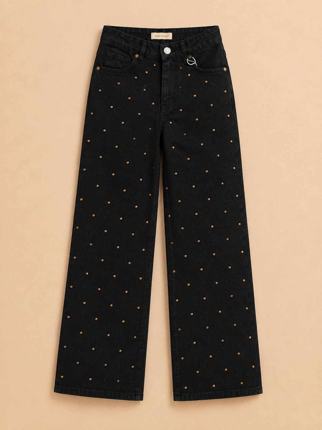 Pantalón Vaquero Negro con Tachuelas Doradas Trapio