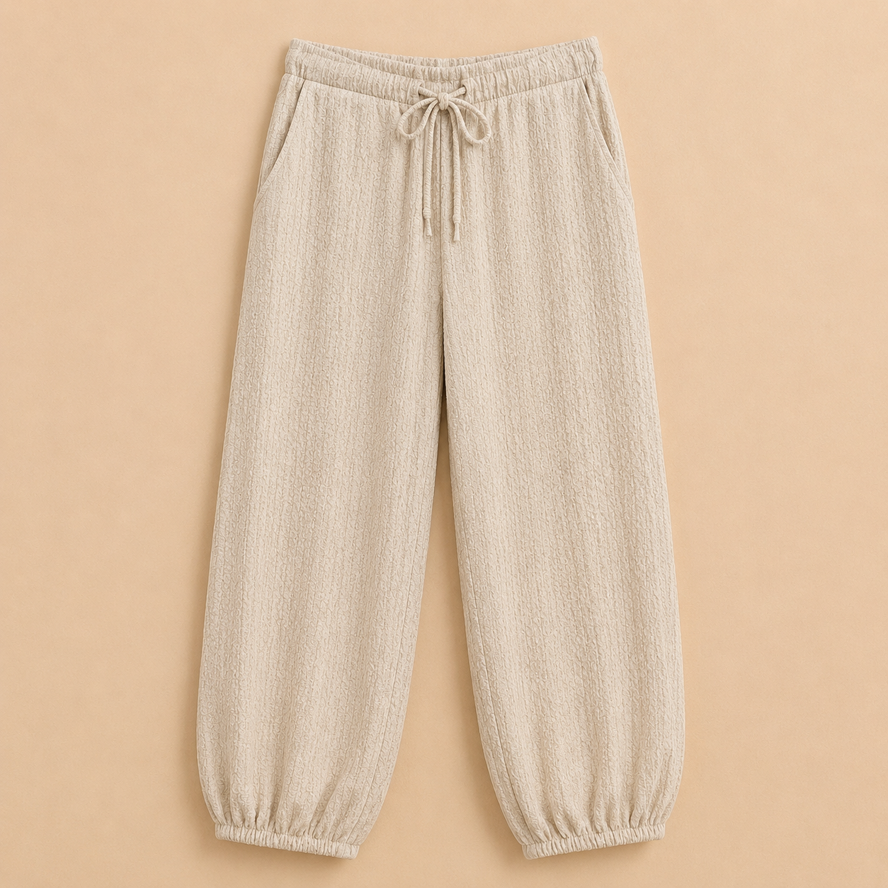 Pantalón Beige Texturizado con Cordón y Bajo Elástico Trapio