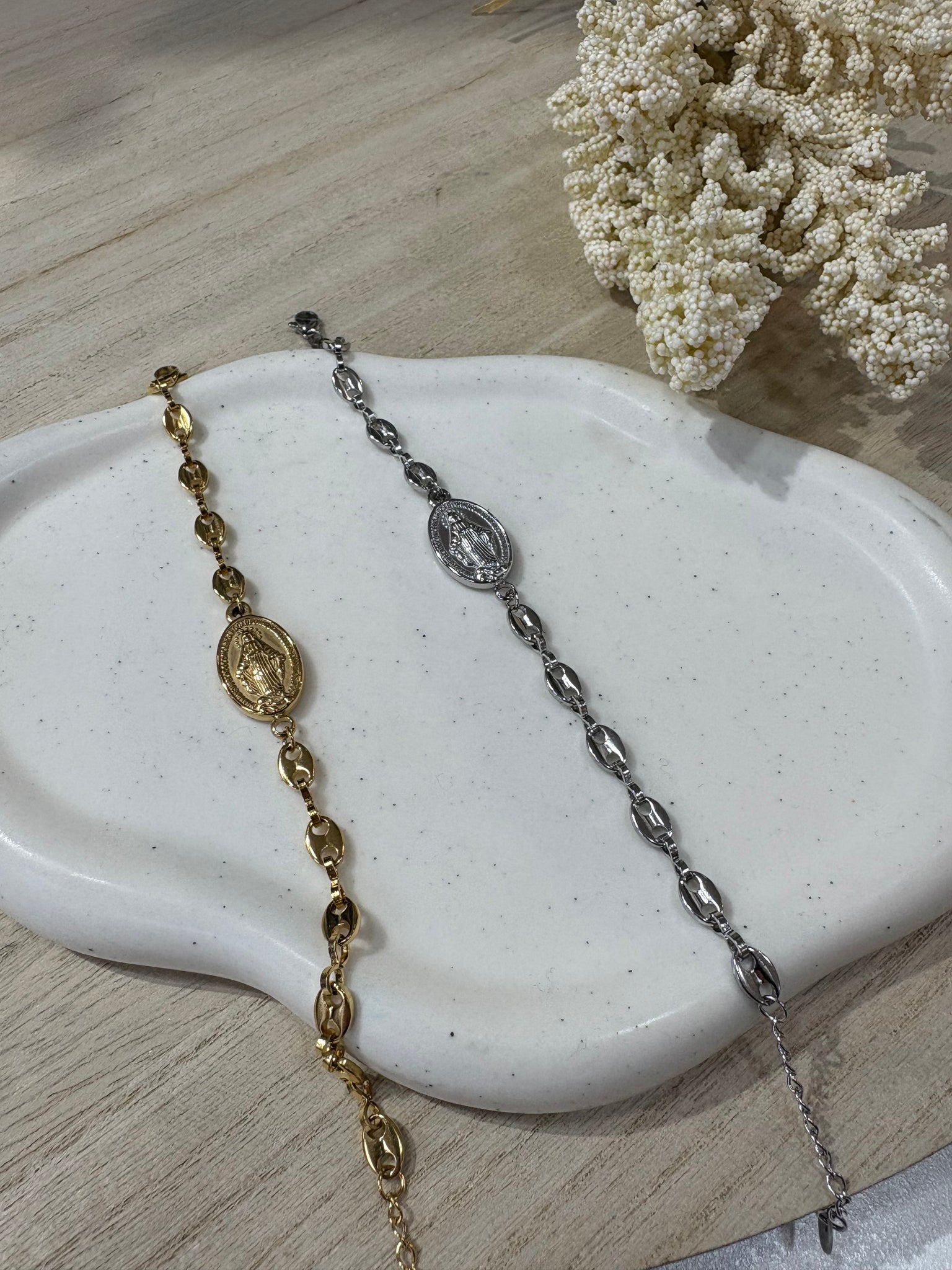 Pulsera Virgen Milagrosa Trapío – Acero inoxidable