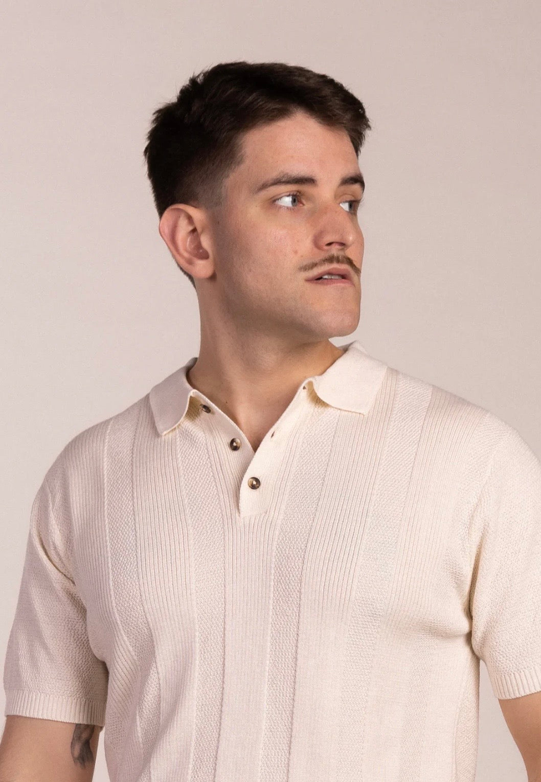 Polo punto Móntelo beig