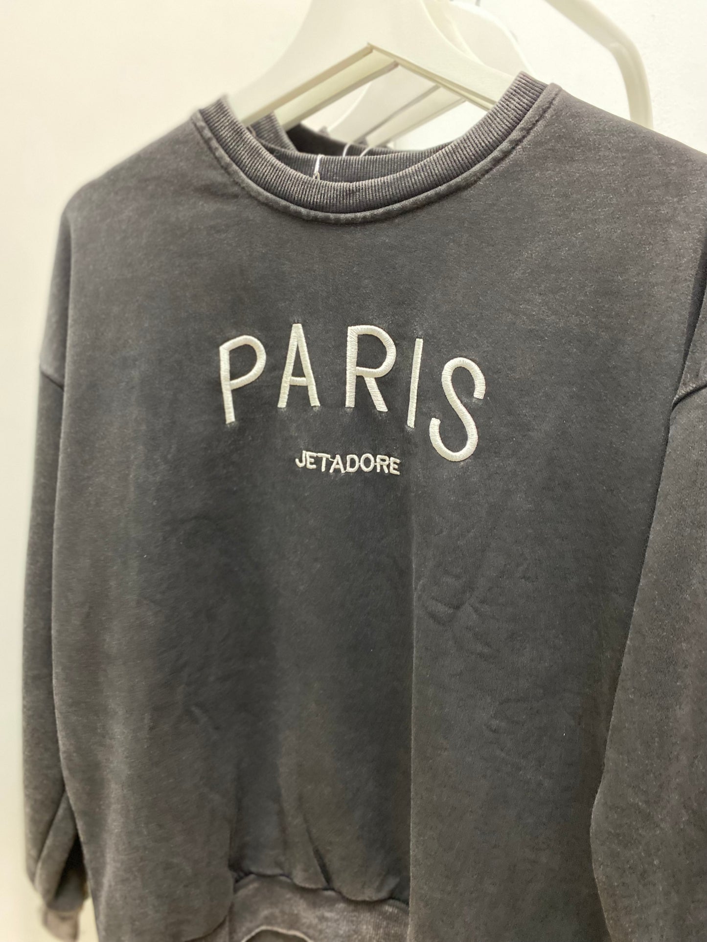 Sudadera Paris negra