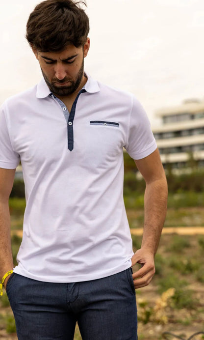 Polo hombre modelo Argentina Blanco Custi Mikelo