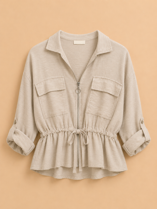 Chaqueta Beige con Cremallera, Bolsillos y Cordón Trapio