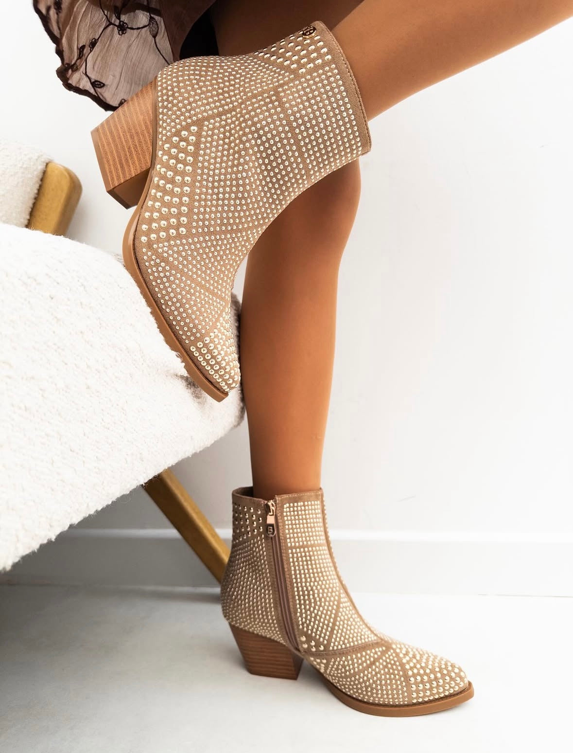 Botas decoradas beig