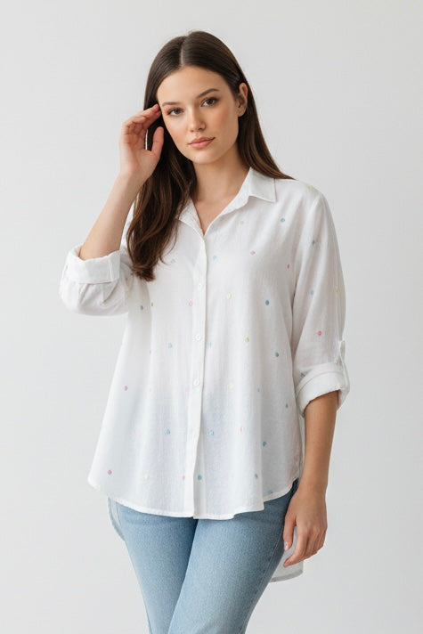 Camisa de Mujer Blanca con Bordado de Corazones Multicolor – Trapio