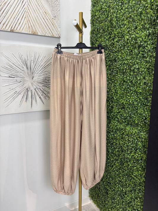 Pantalón Aladino beig