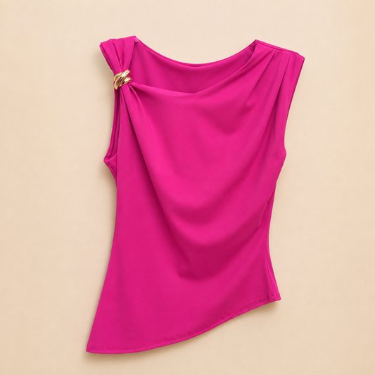 Top Fucsia con Detalle Dorado y Escote Drapeado – Trapio