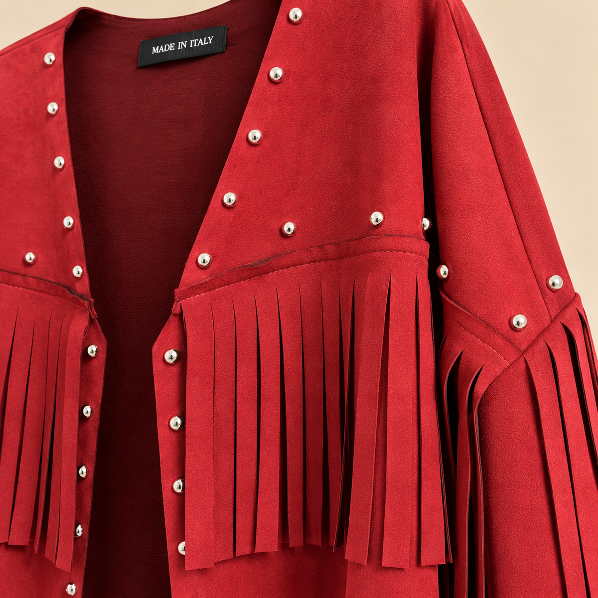 Chaqueta Granate con Flecos y Tachuelas