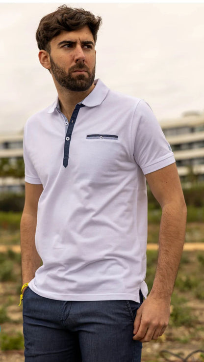 Polo hombre modelo Argentina Blanco Custi Mikelo