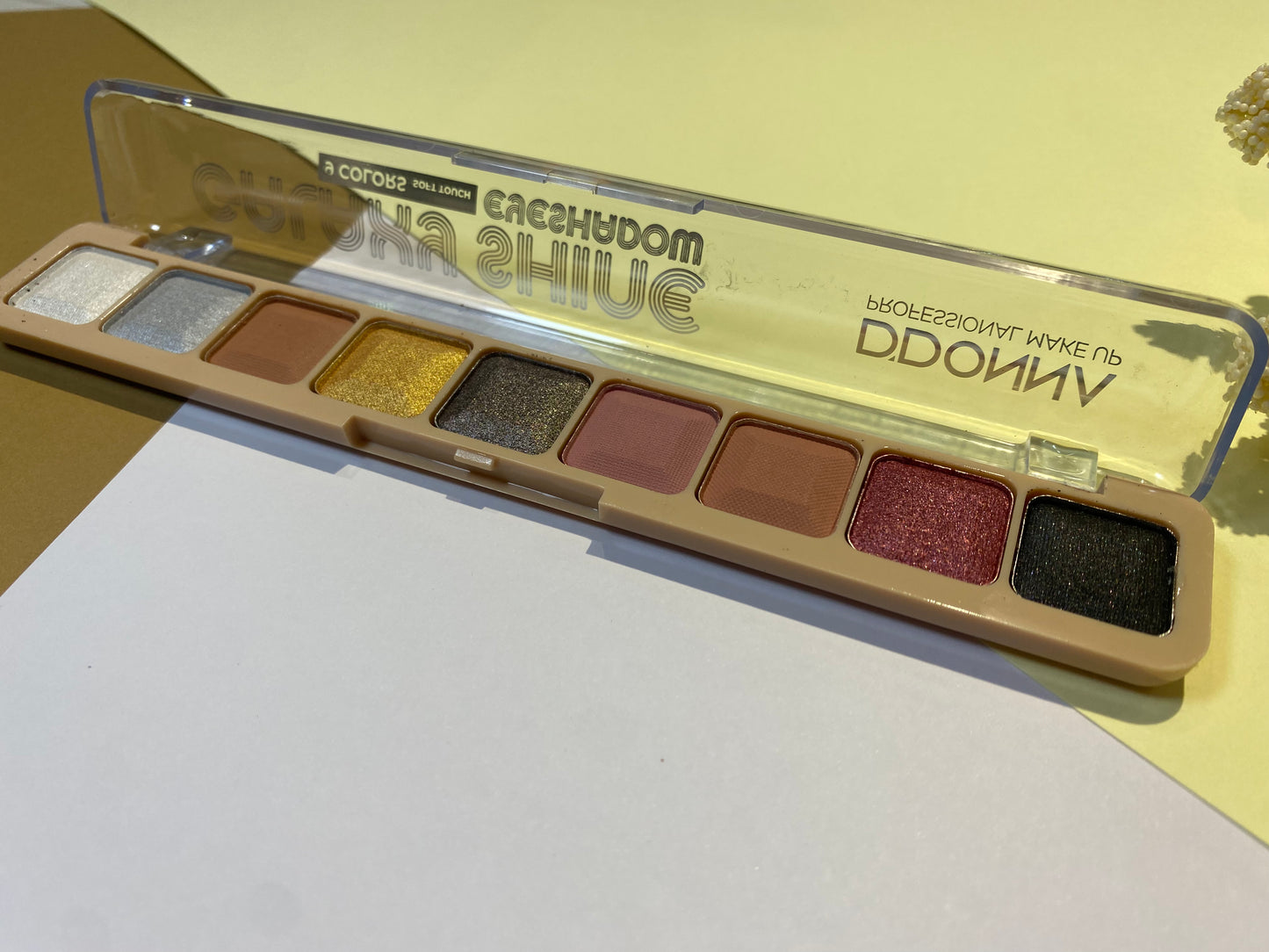 Paleta de sombras de ojos plata Galaxy Ddonna